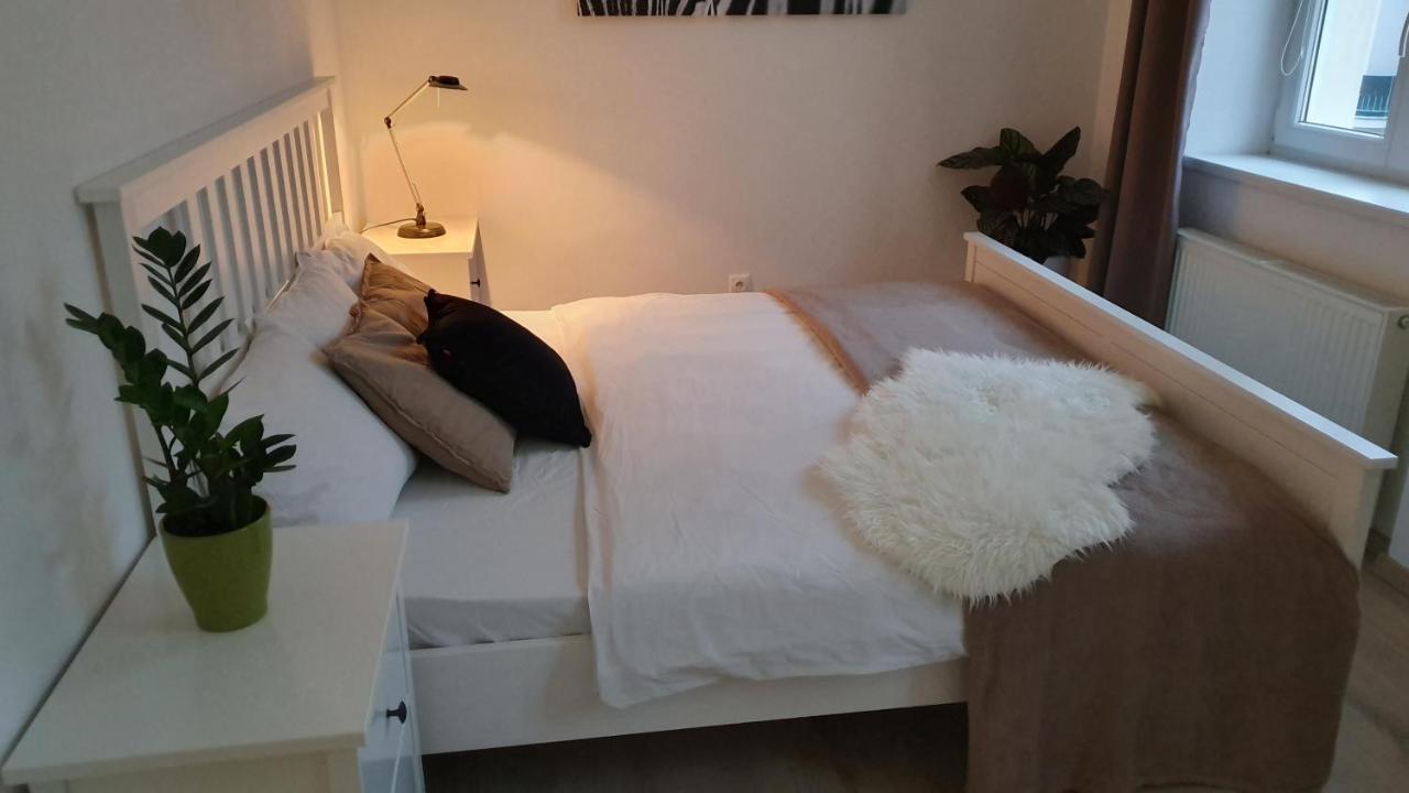 Le Monde Apartment Bratislava - Amazing 5Bdr In Downtown Luaran gambar