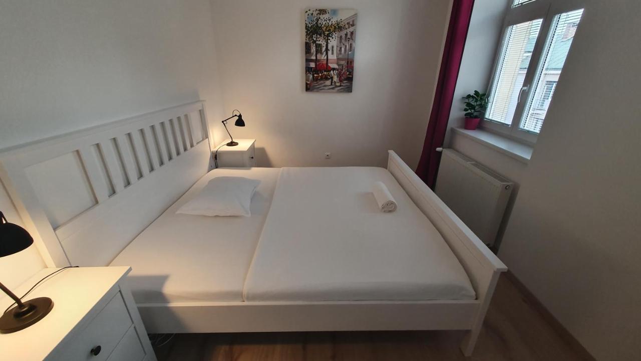 Le Monde Apartment Bratislava - Amazing 5Bdr In Downtown Luaran gambar