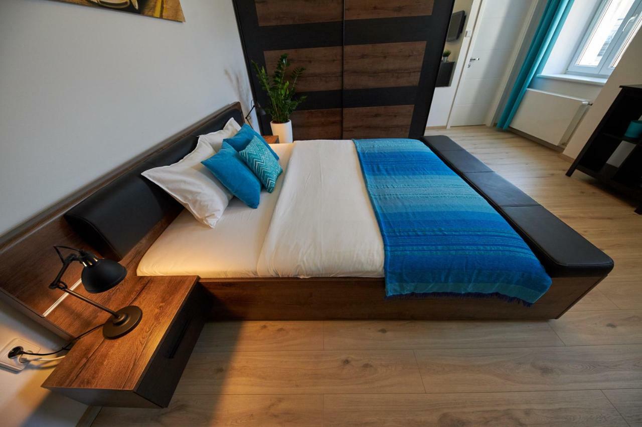 Le Monde Apartment Bratislava - Amazing 5Bdr In Downtown Luaran gambar